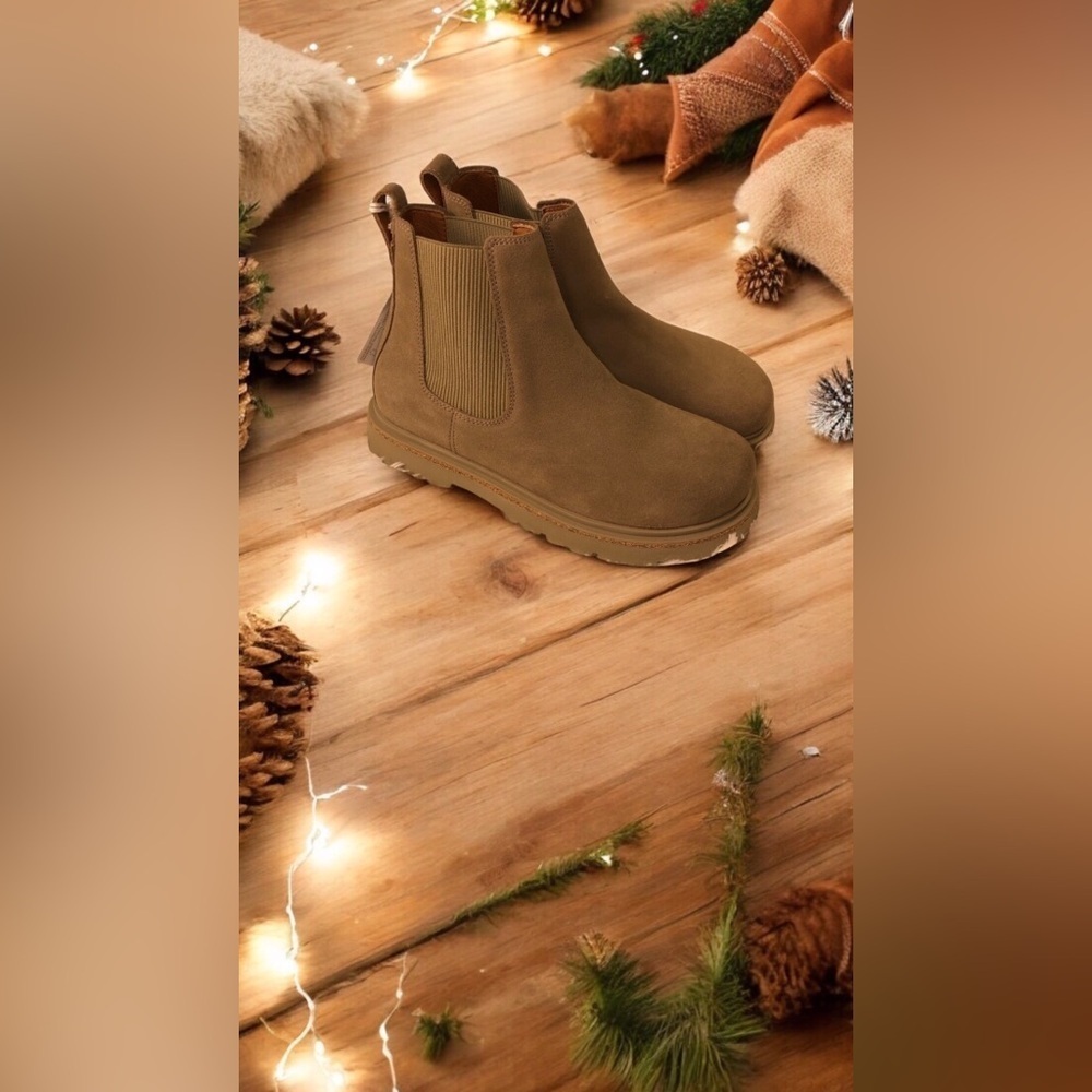 Birkenstock Tan Leather Boots Highwood Slip On Women size 37 (6-6.5) & 40 (9-9.5 - Picture 15 of 16